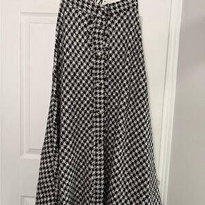 Zara Monochrome Houndstooth A-Line Skirt